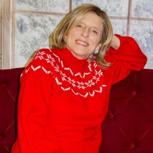 Meet your Posher, Junette